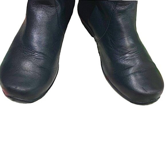 Dansko Tall 50/50 Leather Pull on Boot Black Size 6 - Picture 3 of 13